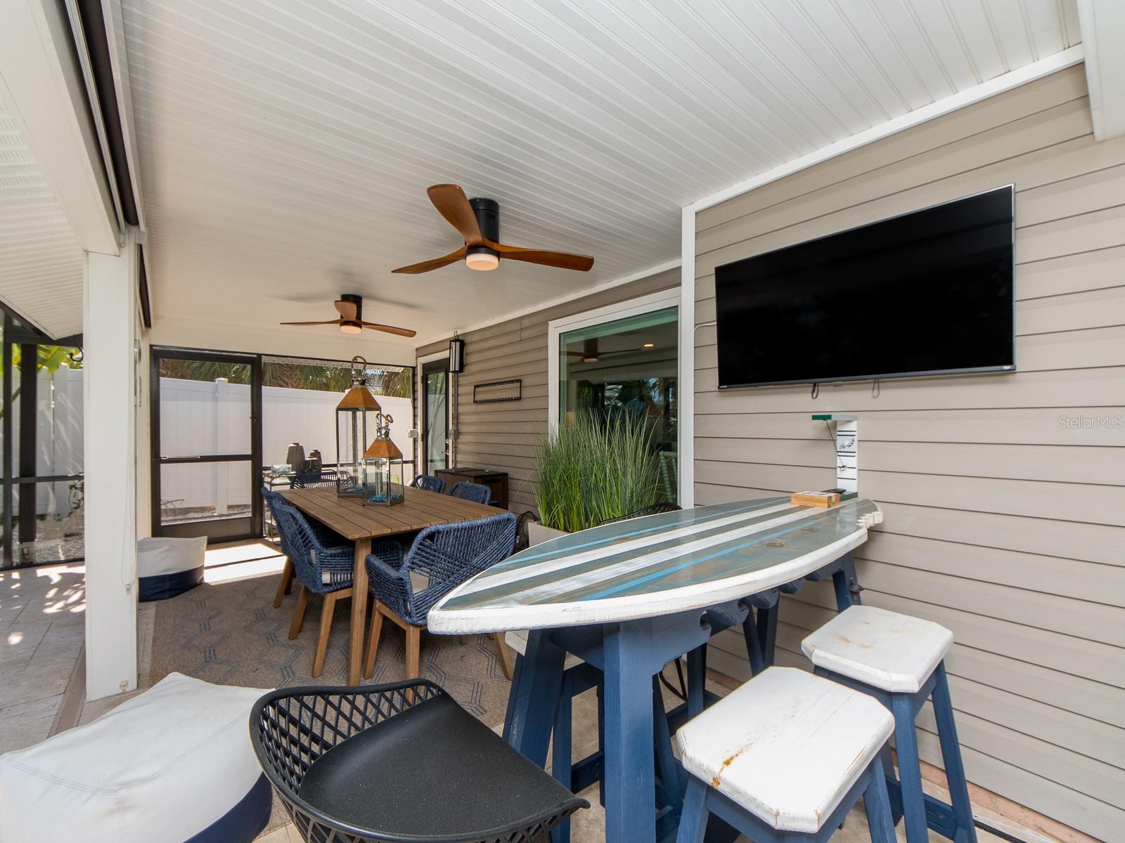 Image 18 of 89 For 557 Florida Avenue