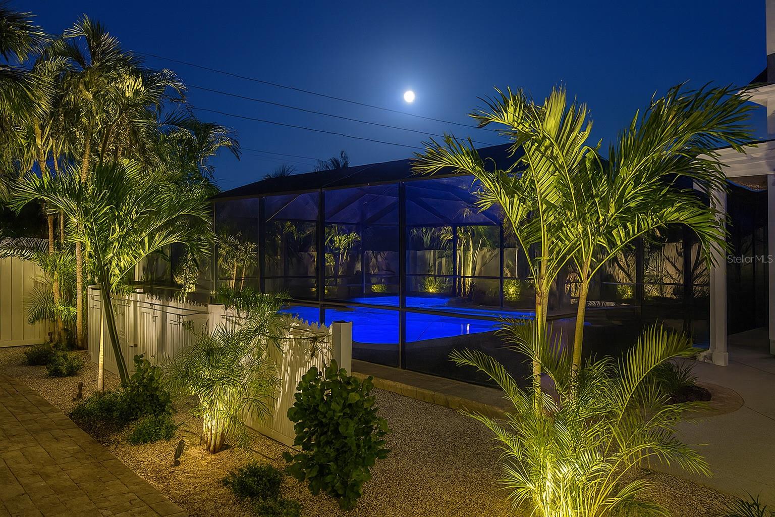 Image 28 of 89 For 557 Florida Avenue