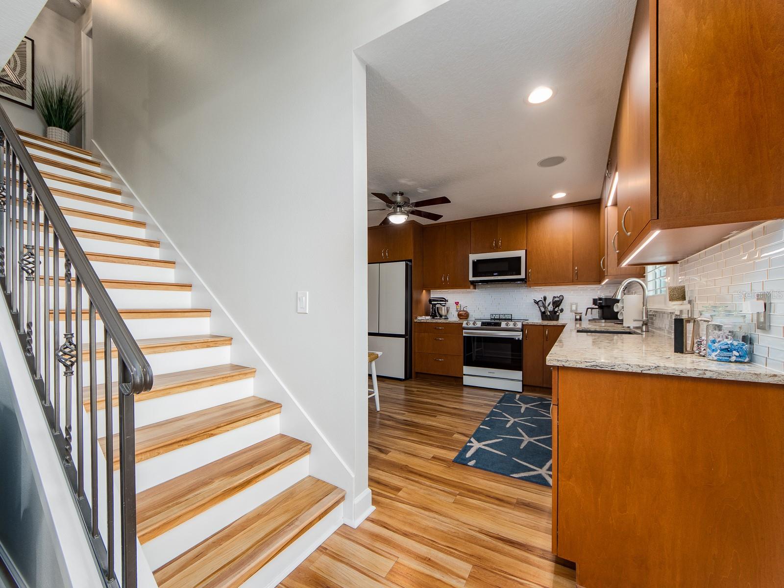 Image 32 of 89 For 557 Florida Avenue