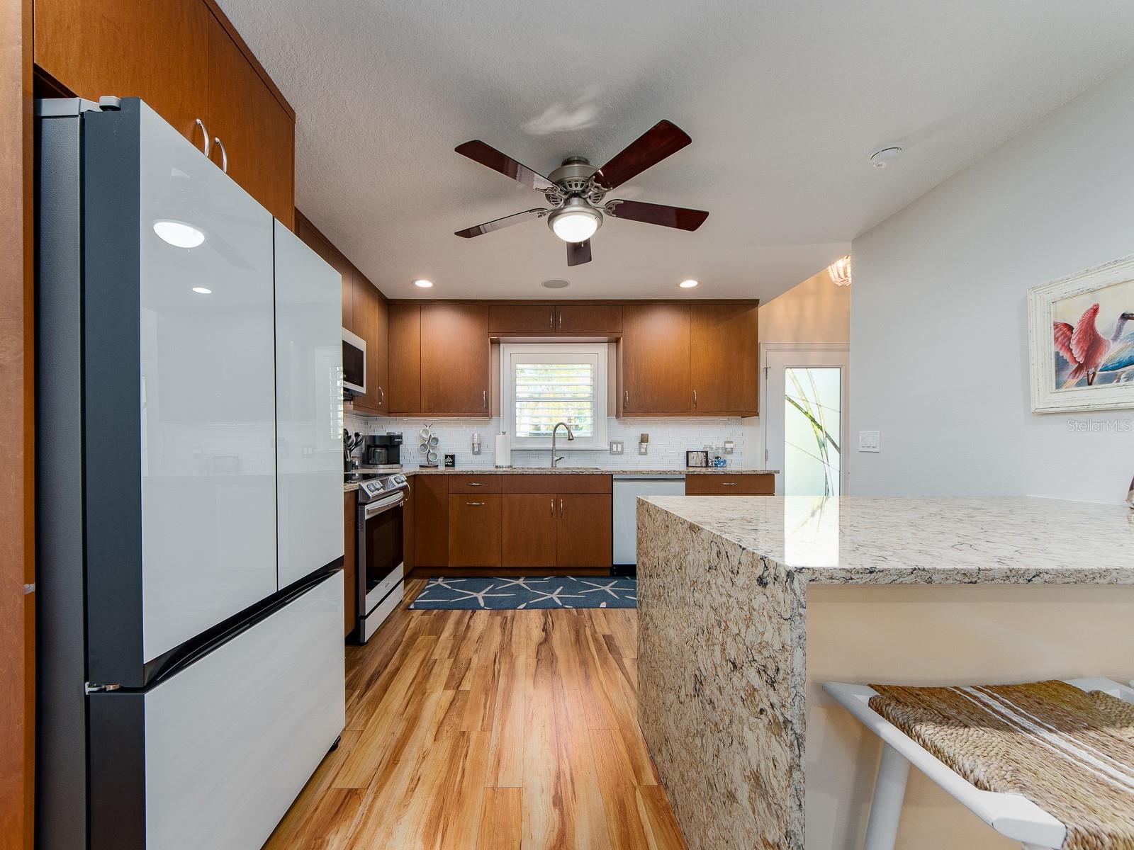 Image 35 of 89 For 557 Florida Avenue