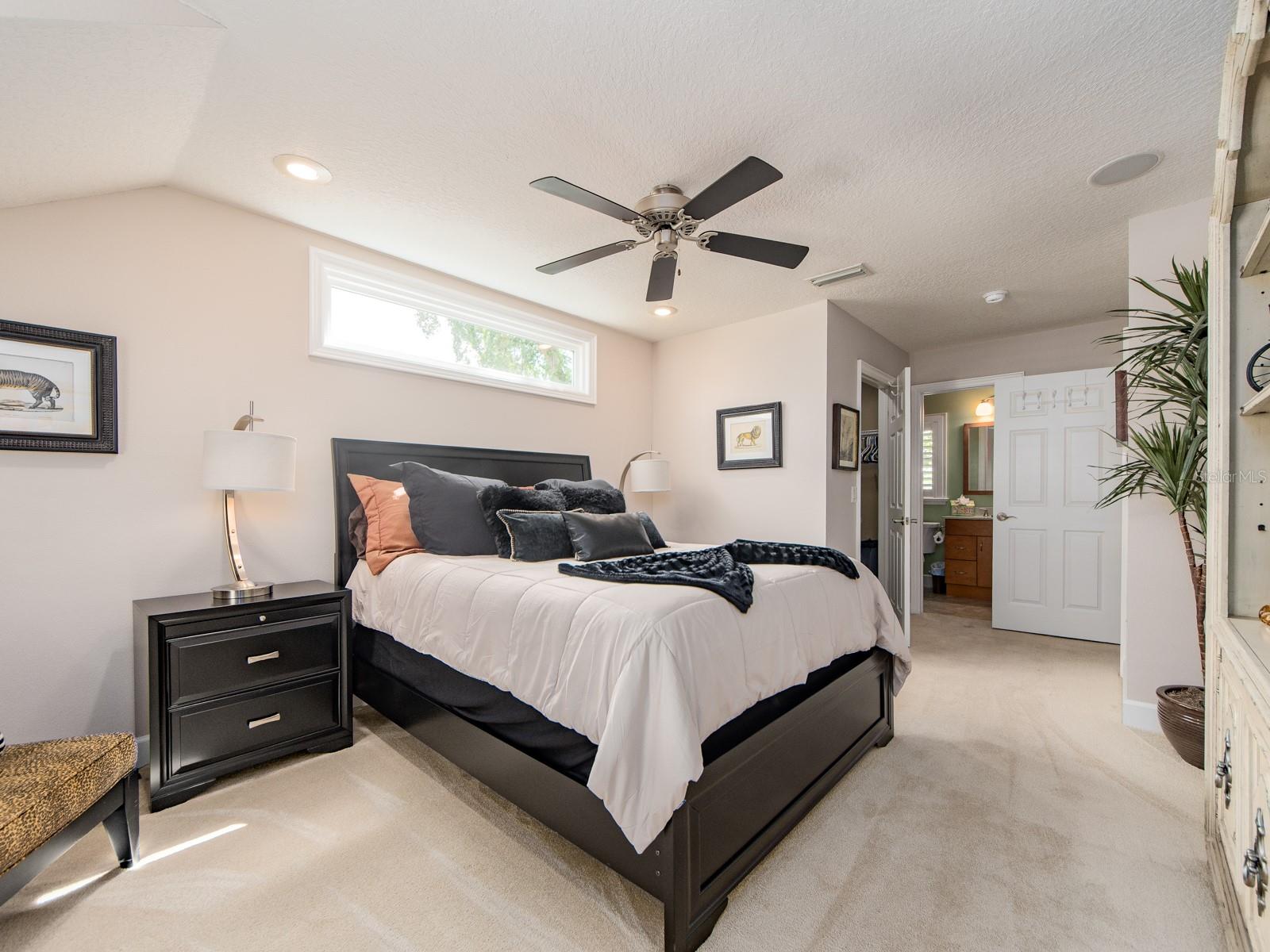 Image 80 of 89 For 557 Florida Avenue