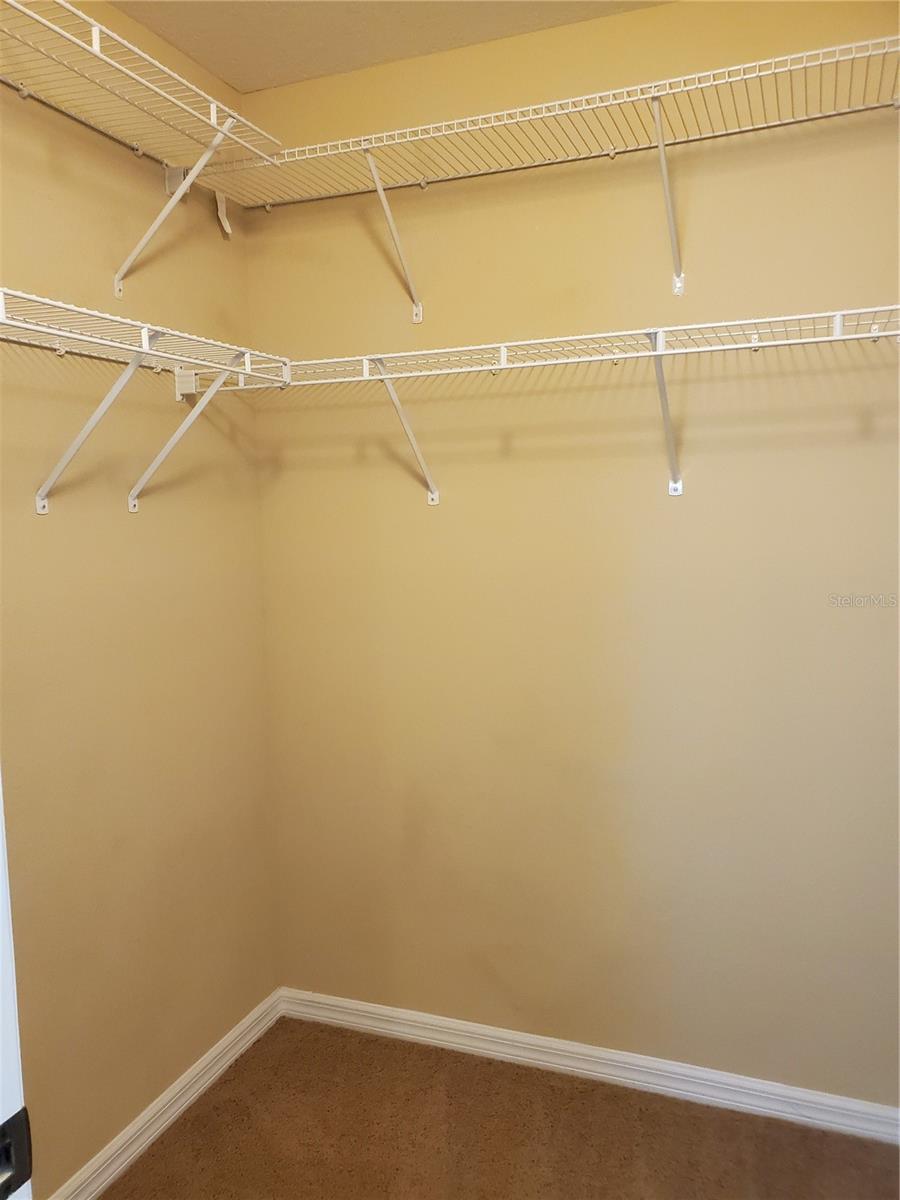 Image 11 of 18 For 7001 Interbay Boulevard 324