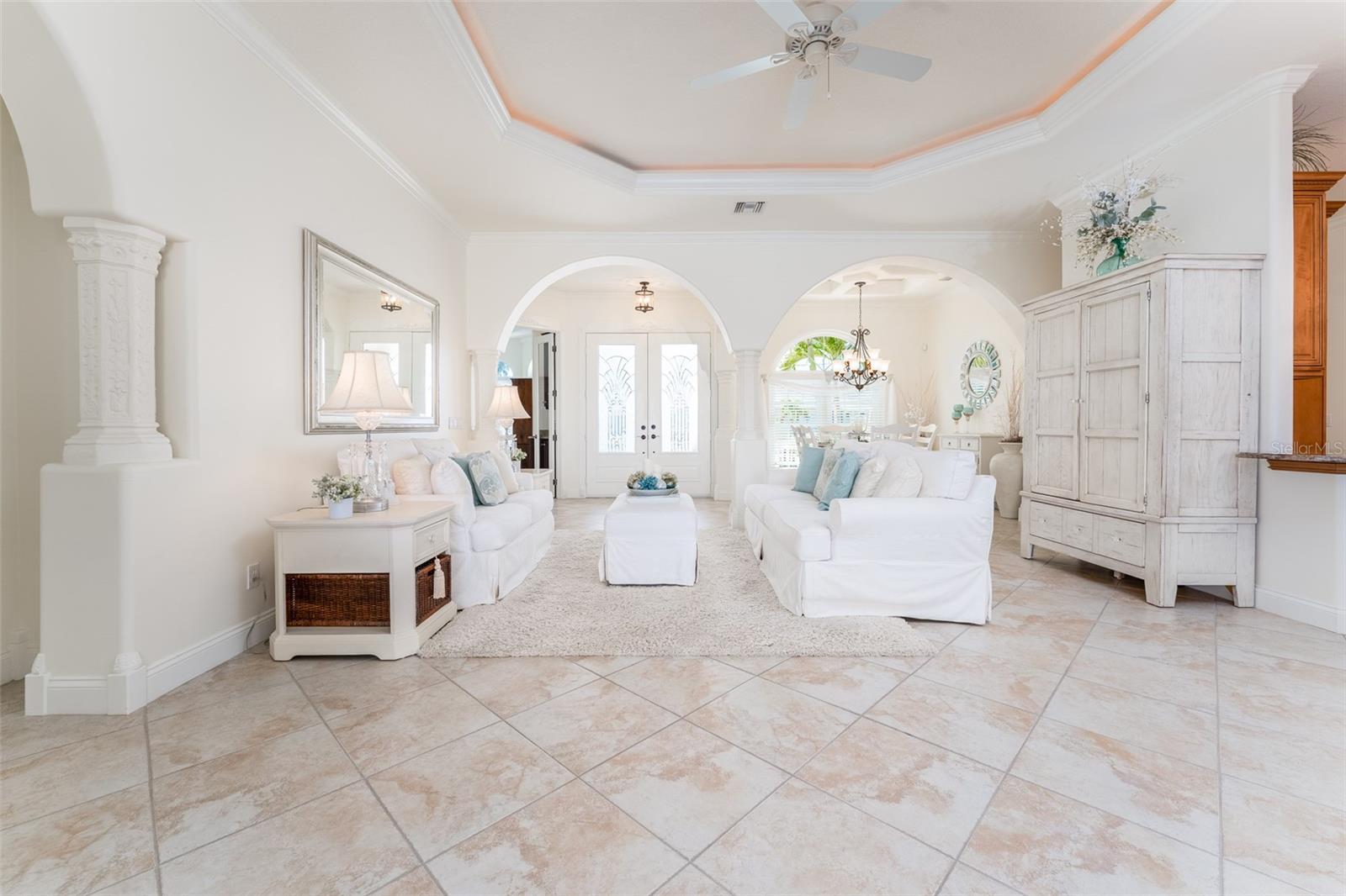 Image 12 of 98 For 10544 Poughkeepsie Circle