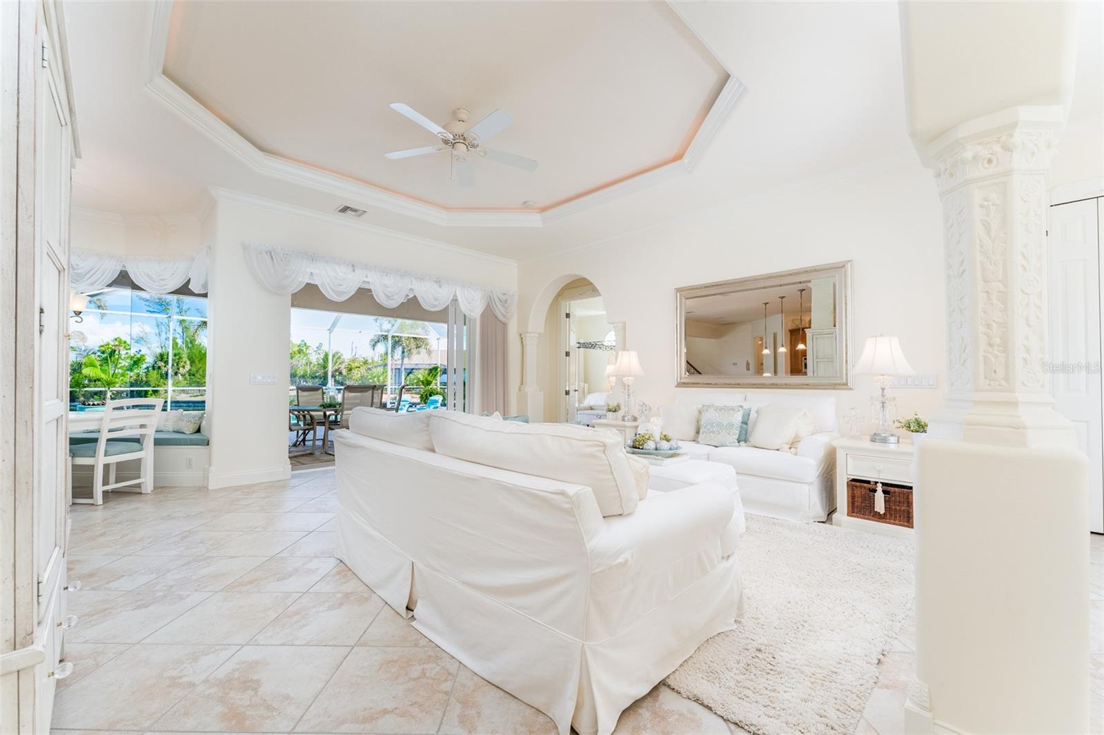 Image 13 of 98 For 10544 Poughkeepsie Circle