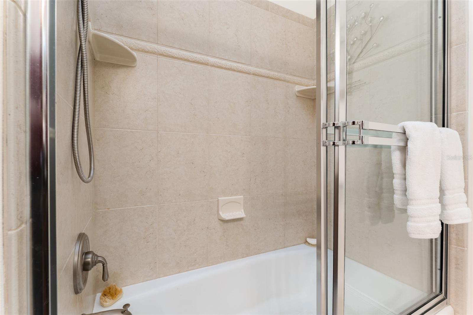 Image 37 of 98 For 10544 Poughkeepsie Circle