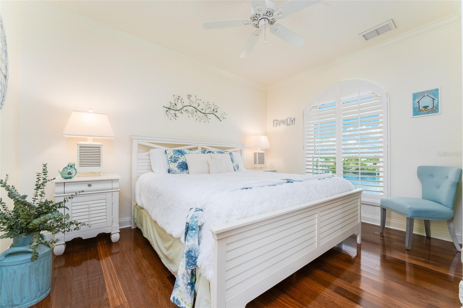 Image 44 of 98 For 10544 Poughkeepsie Circle