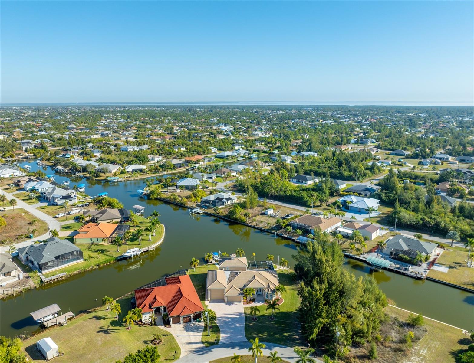 Image 67 of 98 For 10544 Poughkeepsie Circle