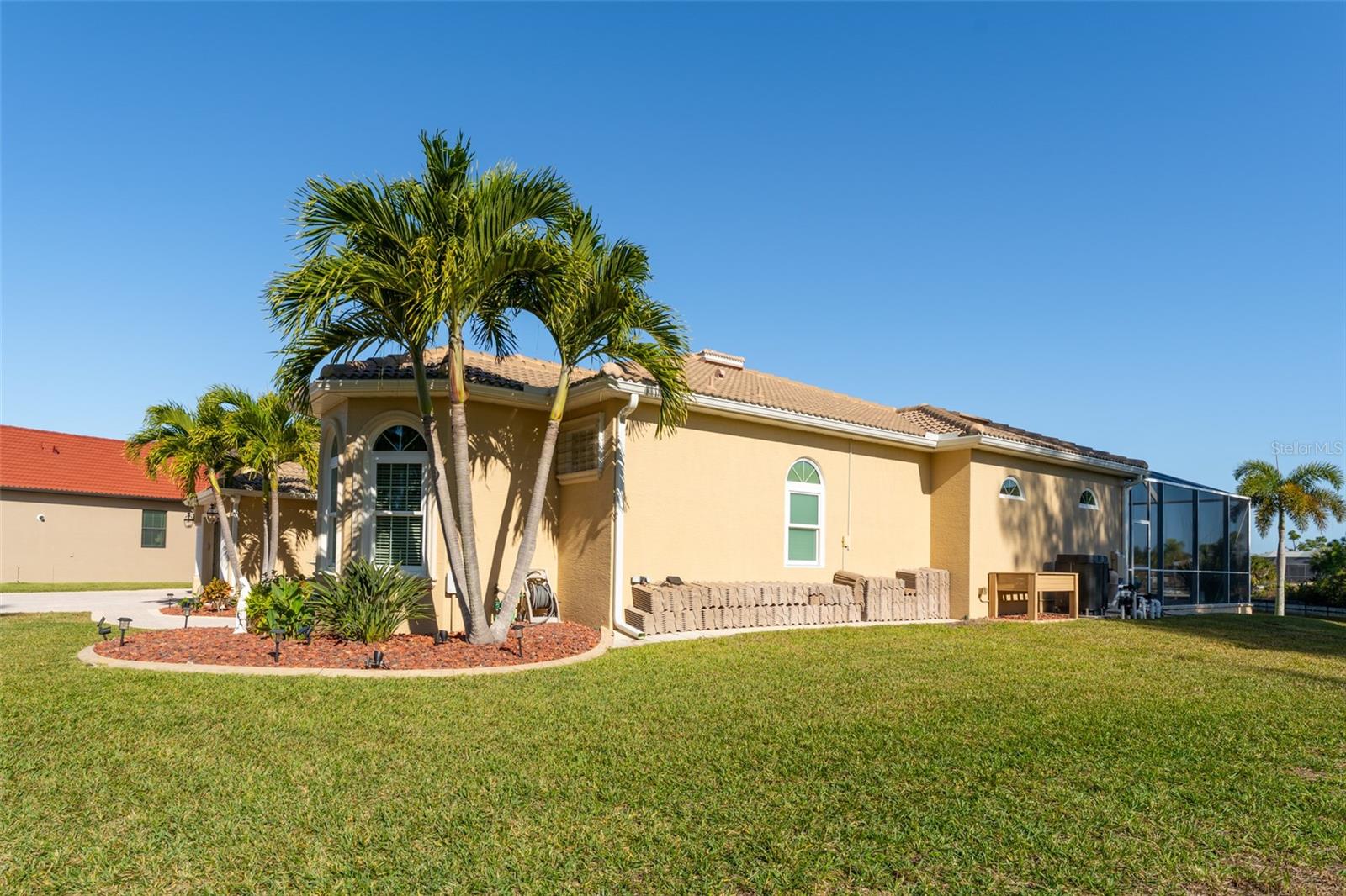 Image 77 of 98 For 10544 Poughkeepsie Circle