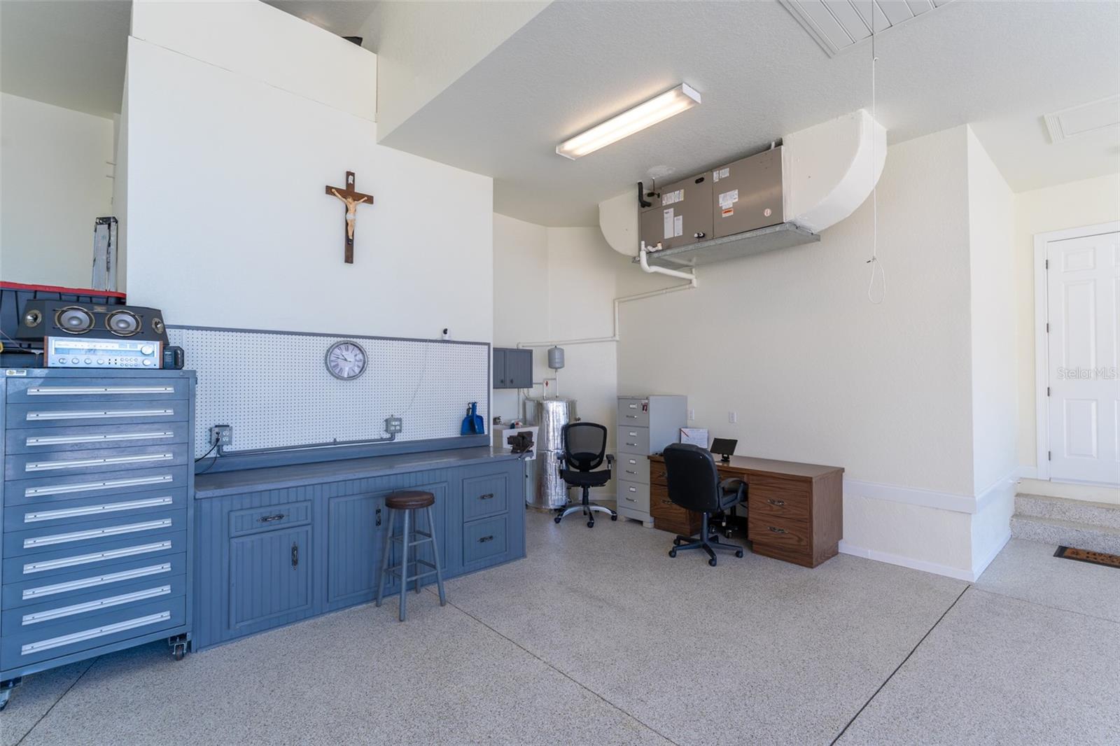 Image 94 of 98 For 10544 Poughkeepsie Circle