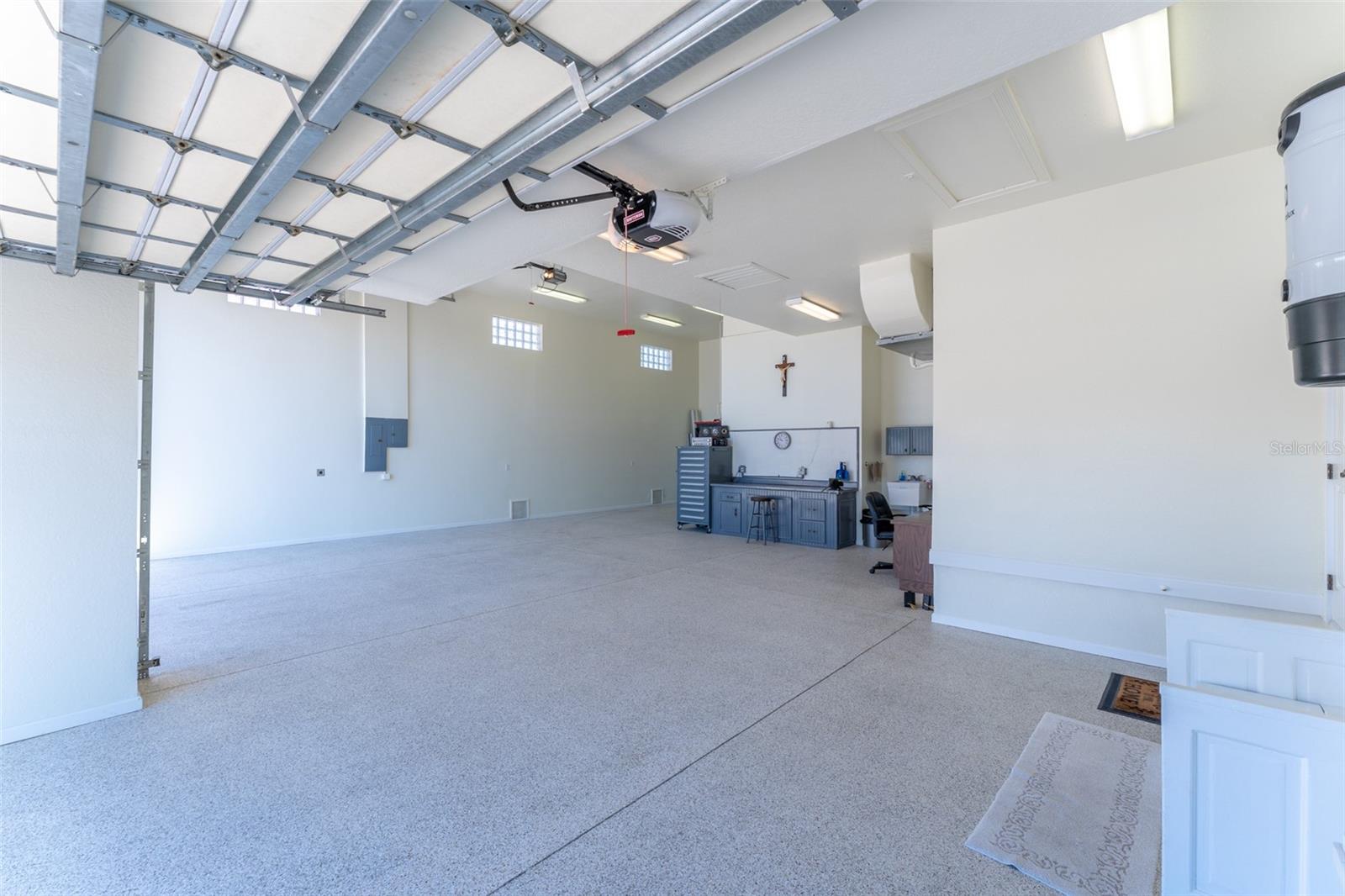 Image 96 of 98 For 10544 Poughkeepsie Circle