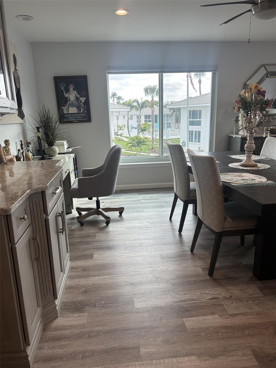 Image 10 of 35 For 5400 Gulf Drive 32