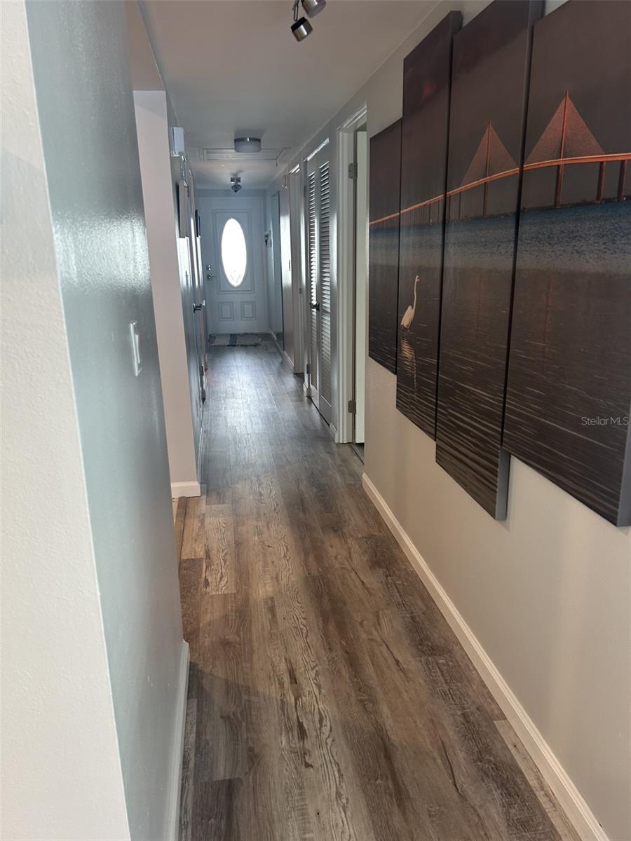 Image 15 of 35 For 5400 Gulf Drive 32