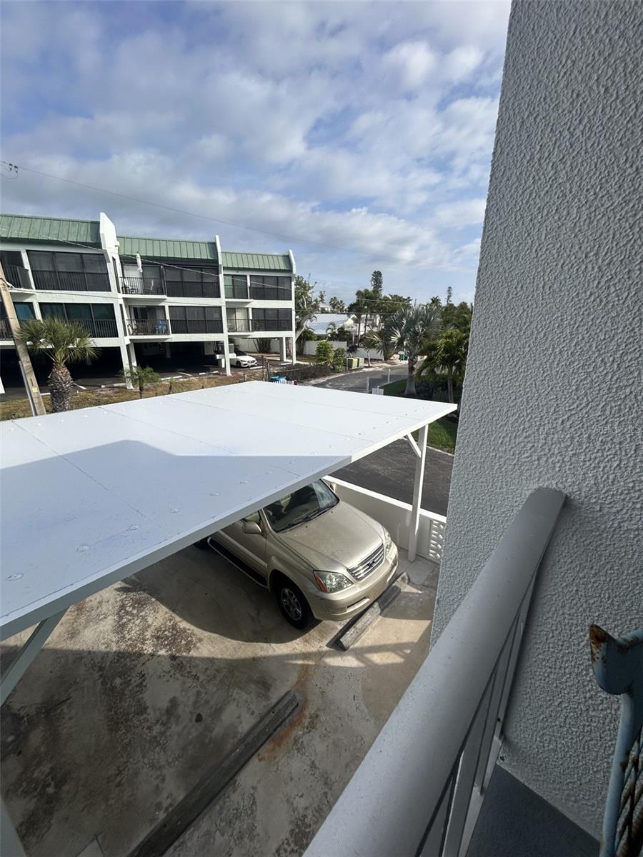 Image 23 of 35 For 5400 Gulf Drive 32