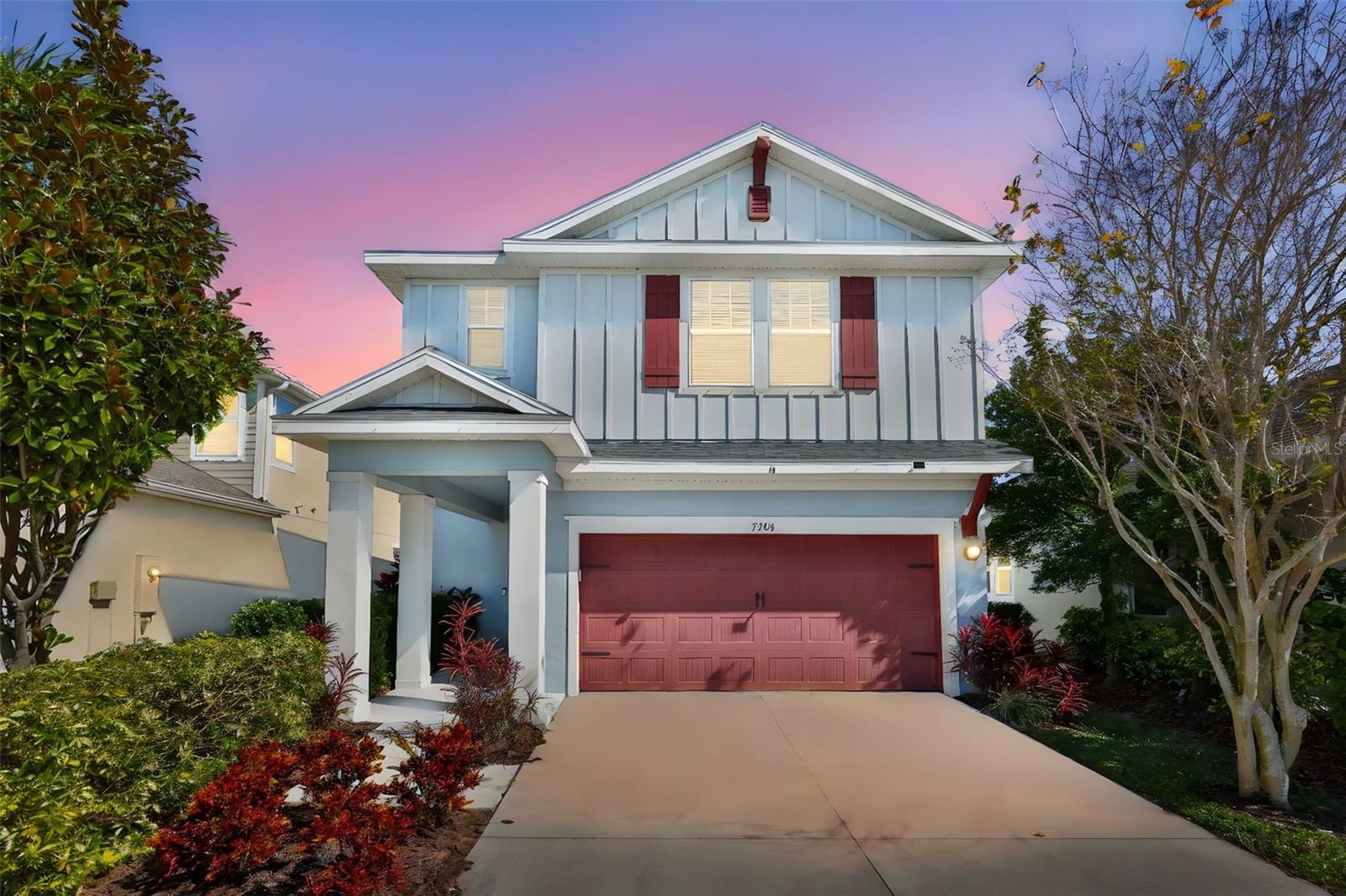 Listing photo id 0 for 7204 Paradiso Drive