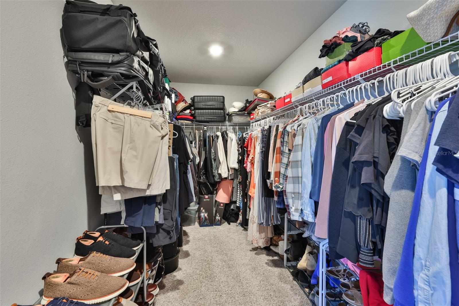 Listing photo id 19 for 7204 Paradiso Drive