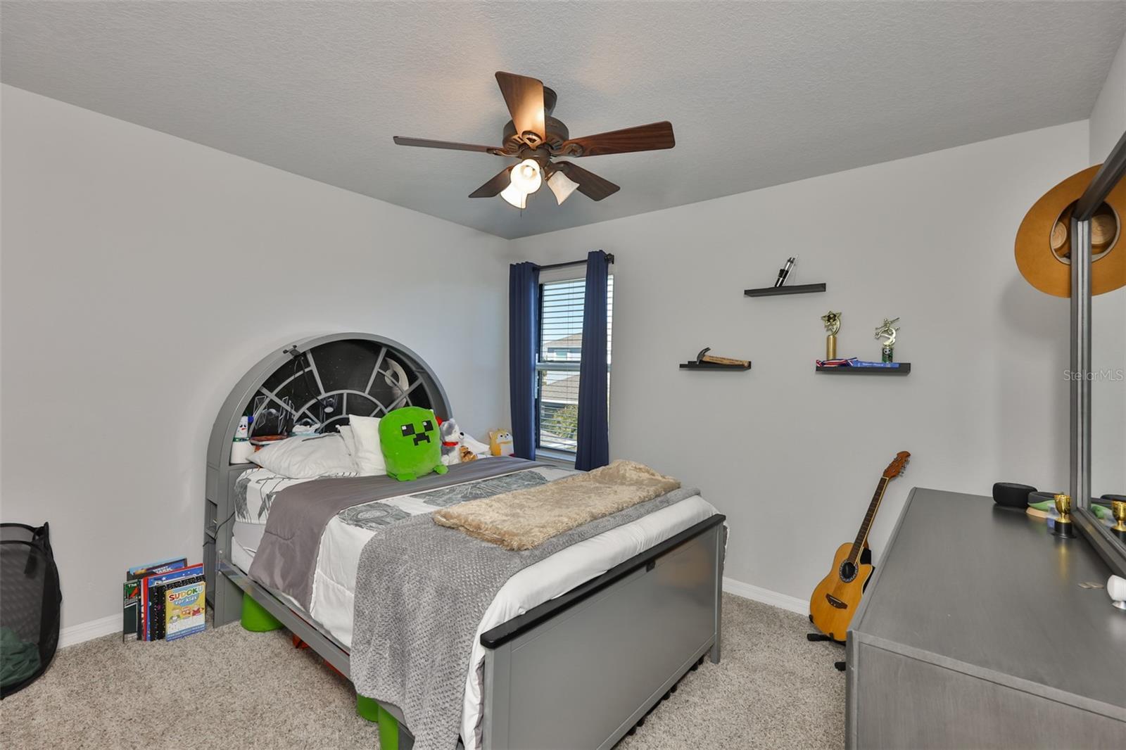 Listing photo id 22 for 7204 Paradiso Drive
