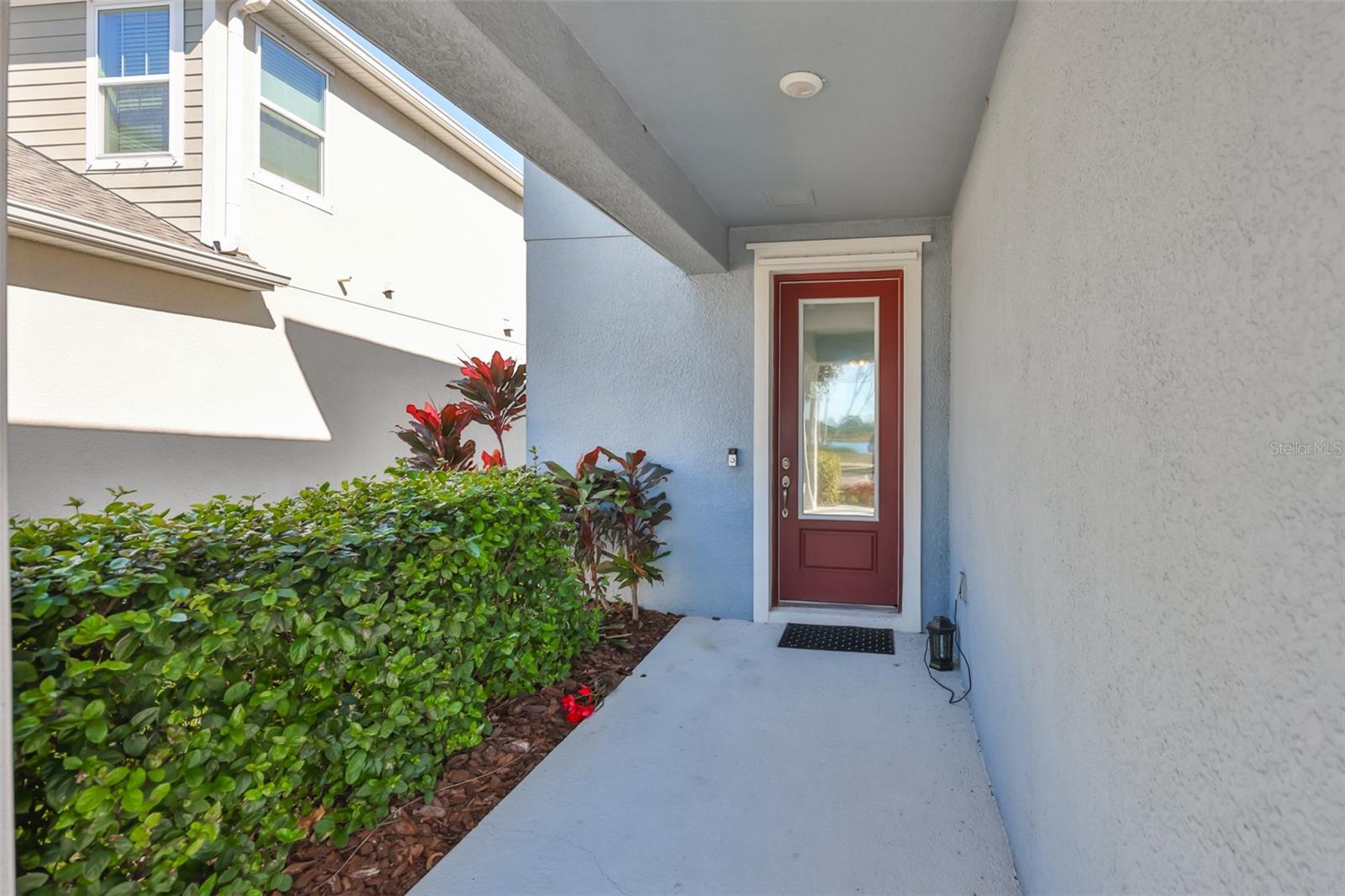 Listing photo id 1 for 7204 Paradiso Drive