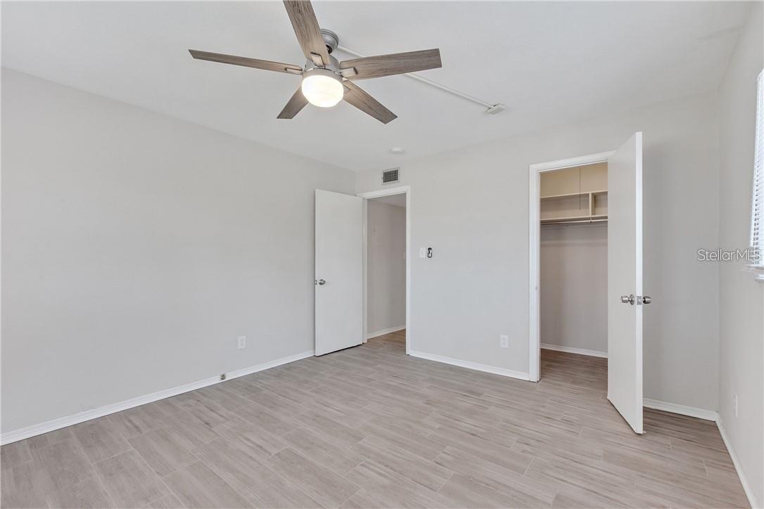 Image 16 of 33 For 4250 37th Street S 3