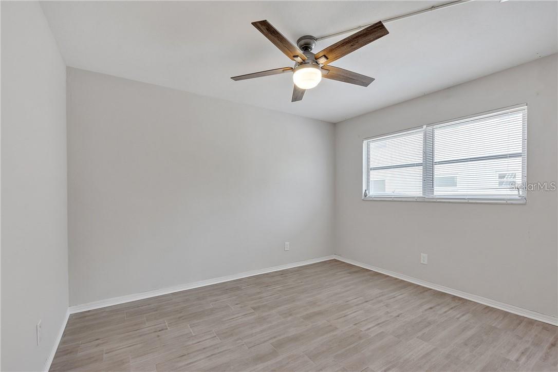 Image 18 of 33 For 4250 37th Street S 3