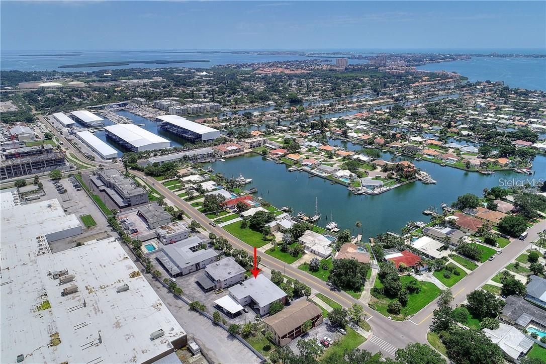 Image 19 of 33 For 4250 37th Street S 3