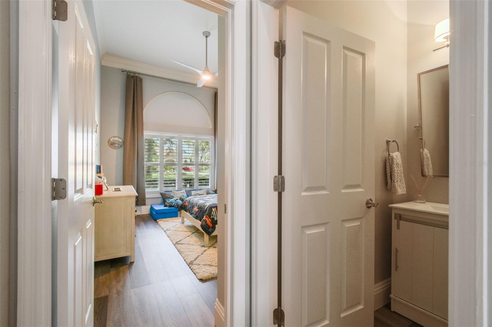 Image 39 of 100 For 9105 Woodridge Run Drive