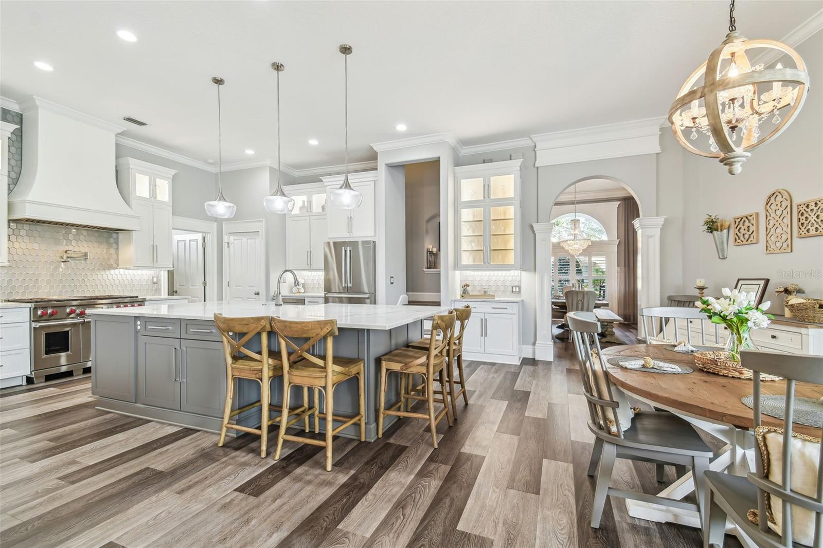 Image 9 of 100 For 9105 Woodridge Run Drive