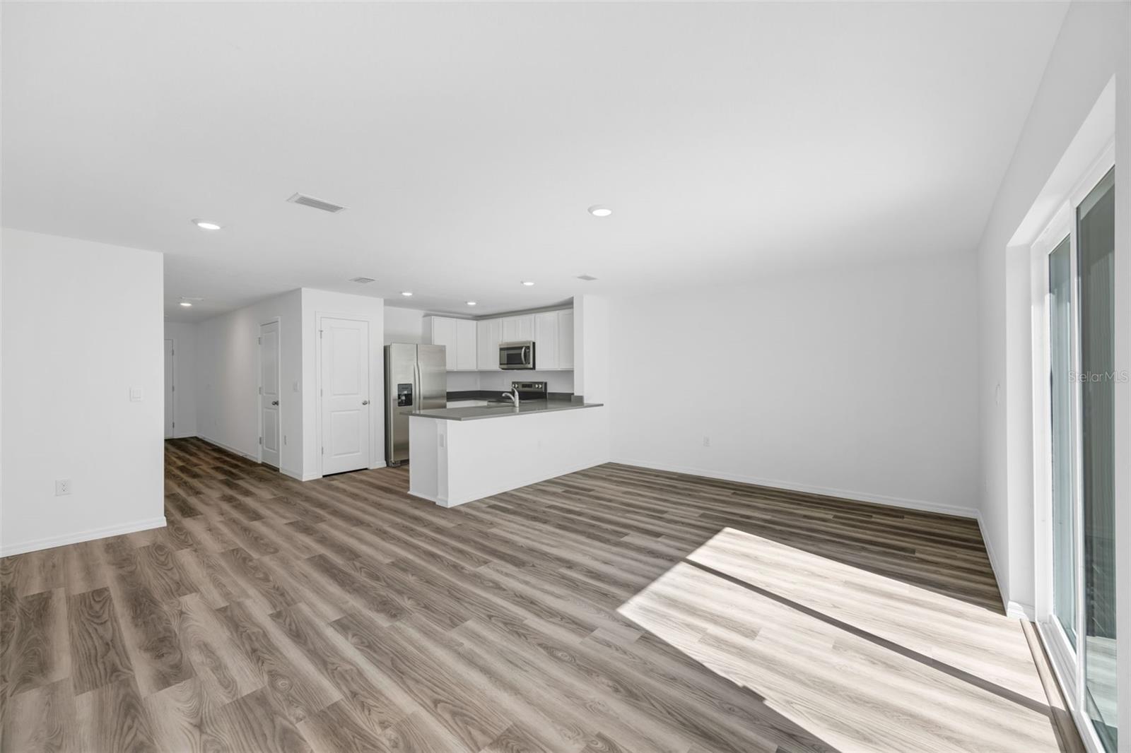 Image 10 of 33 For 1009 Spotted Egret Loop