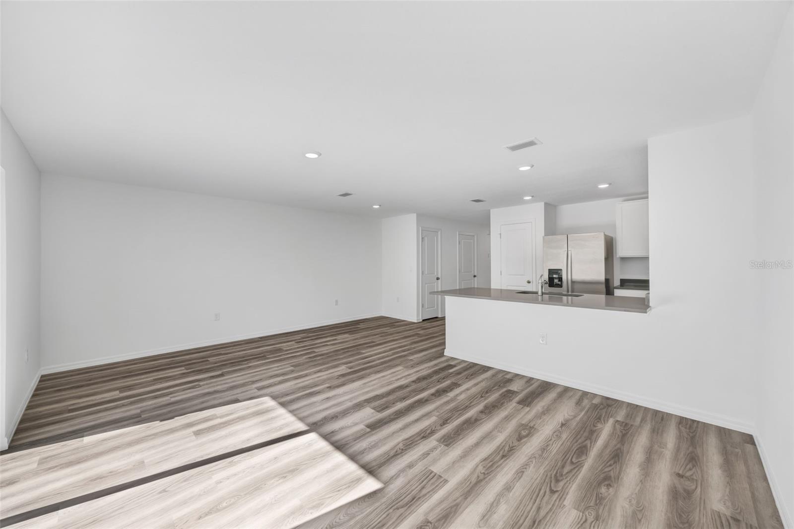 Image 12 of 33 For 1009 Spotted Egret Loop