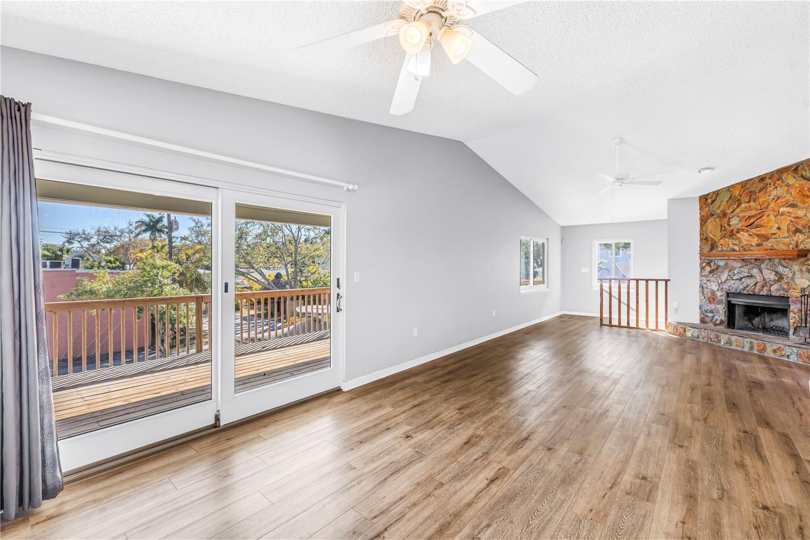 Image 17 of 49 For 110 29th Avenue N