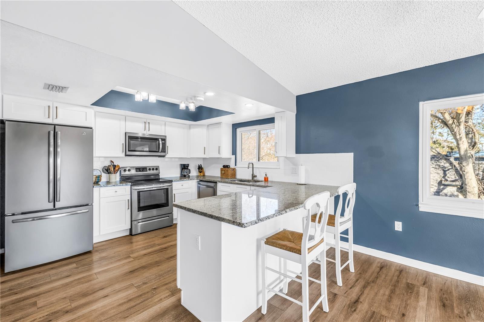 Image 19 of 49 For 110 29th Avenue N