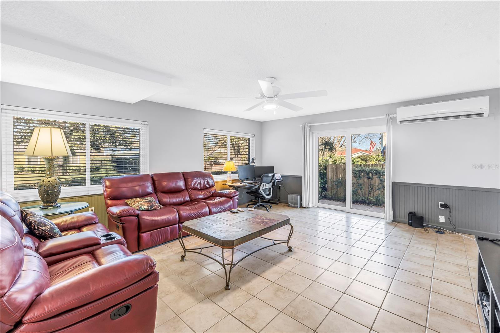 Image 5 of 49 For 110 29th Avenue N