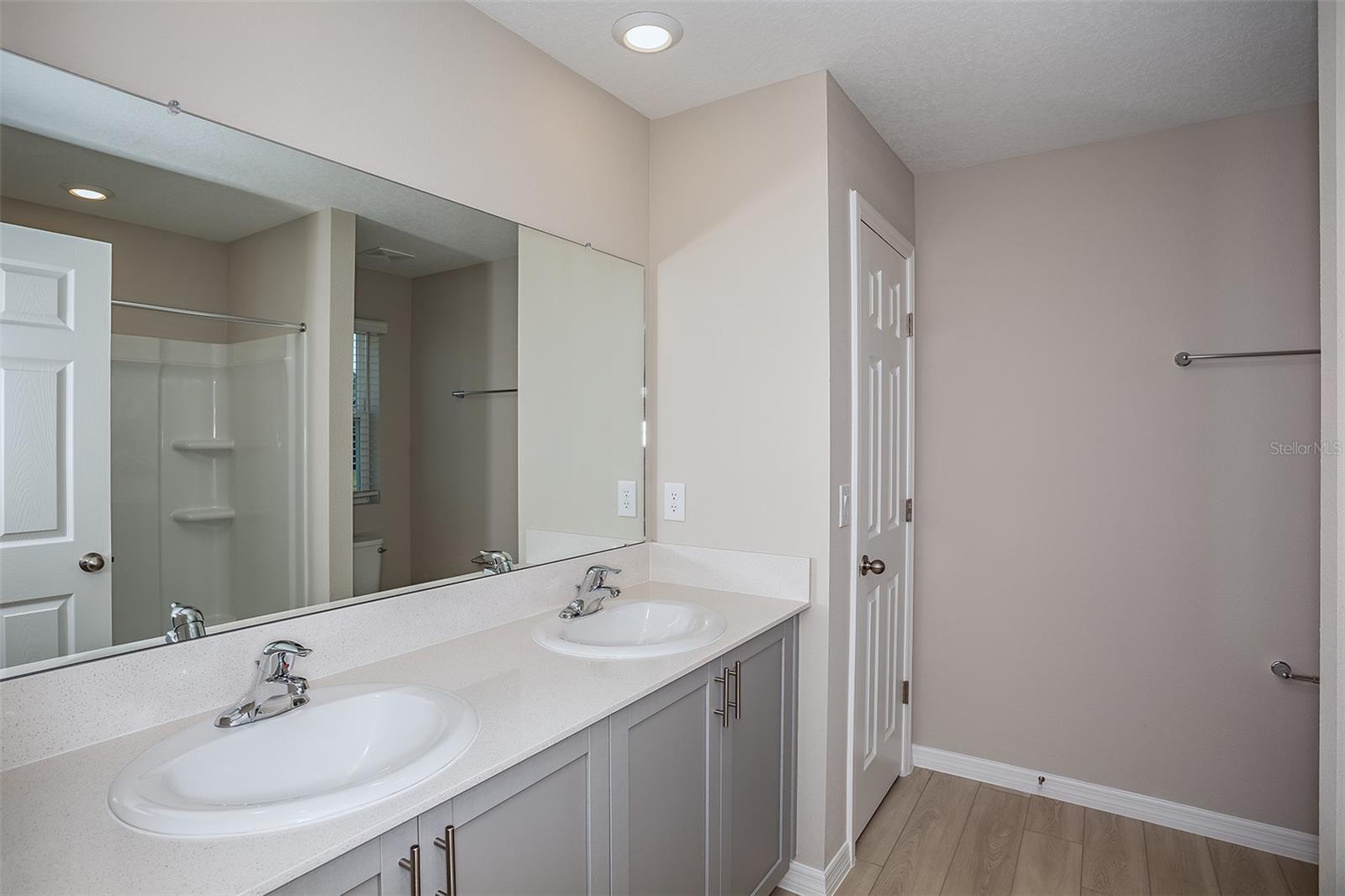 Listing photo id 19 for 36701 Sagemoor Drive