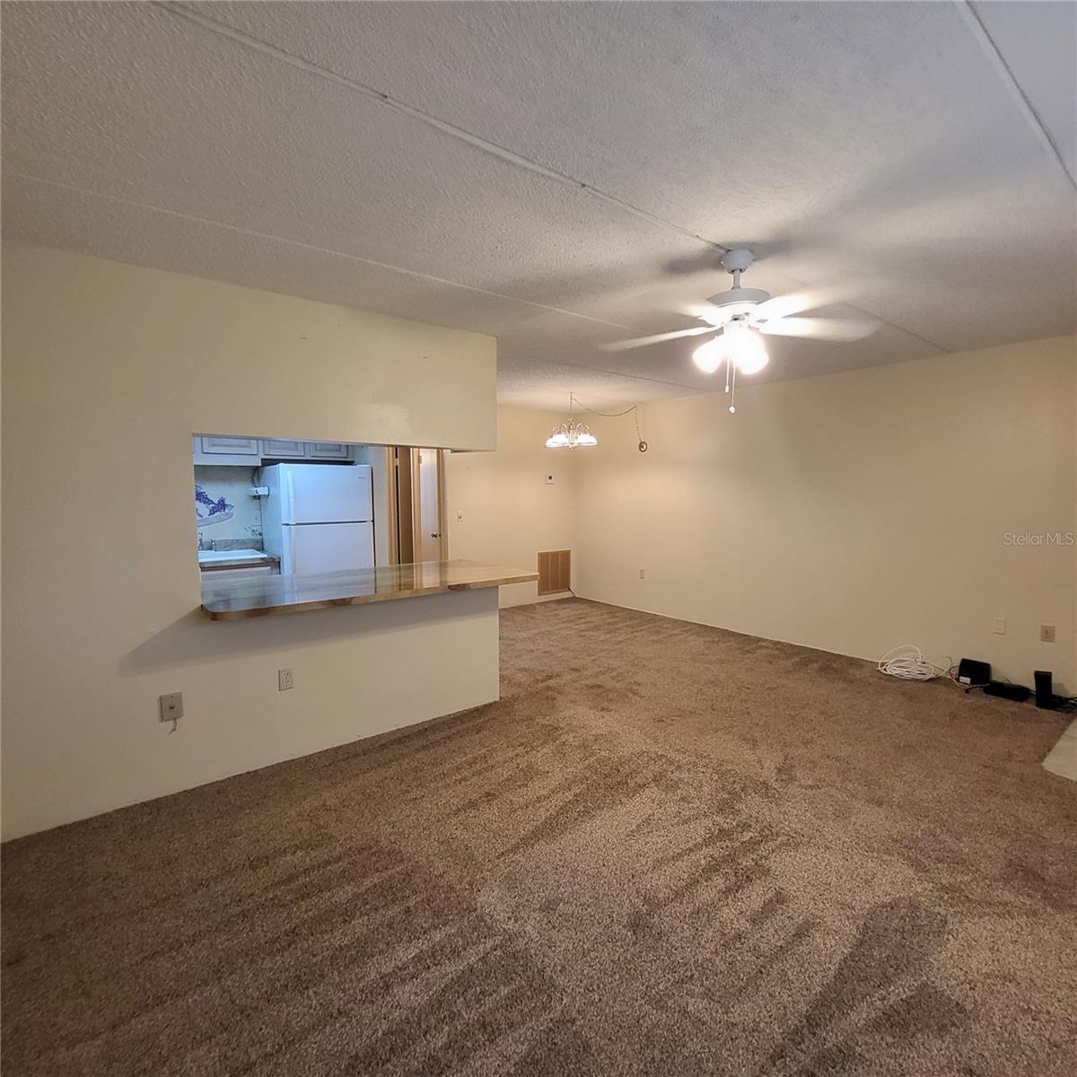 Image 5 of 17 For 12760 Indian Rocks Road 540