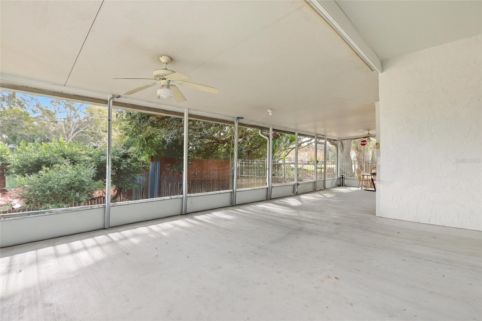 Image 33 of 46 For 10402 Ashley Oaks Drive