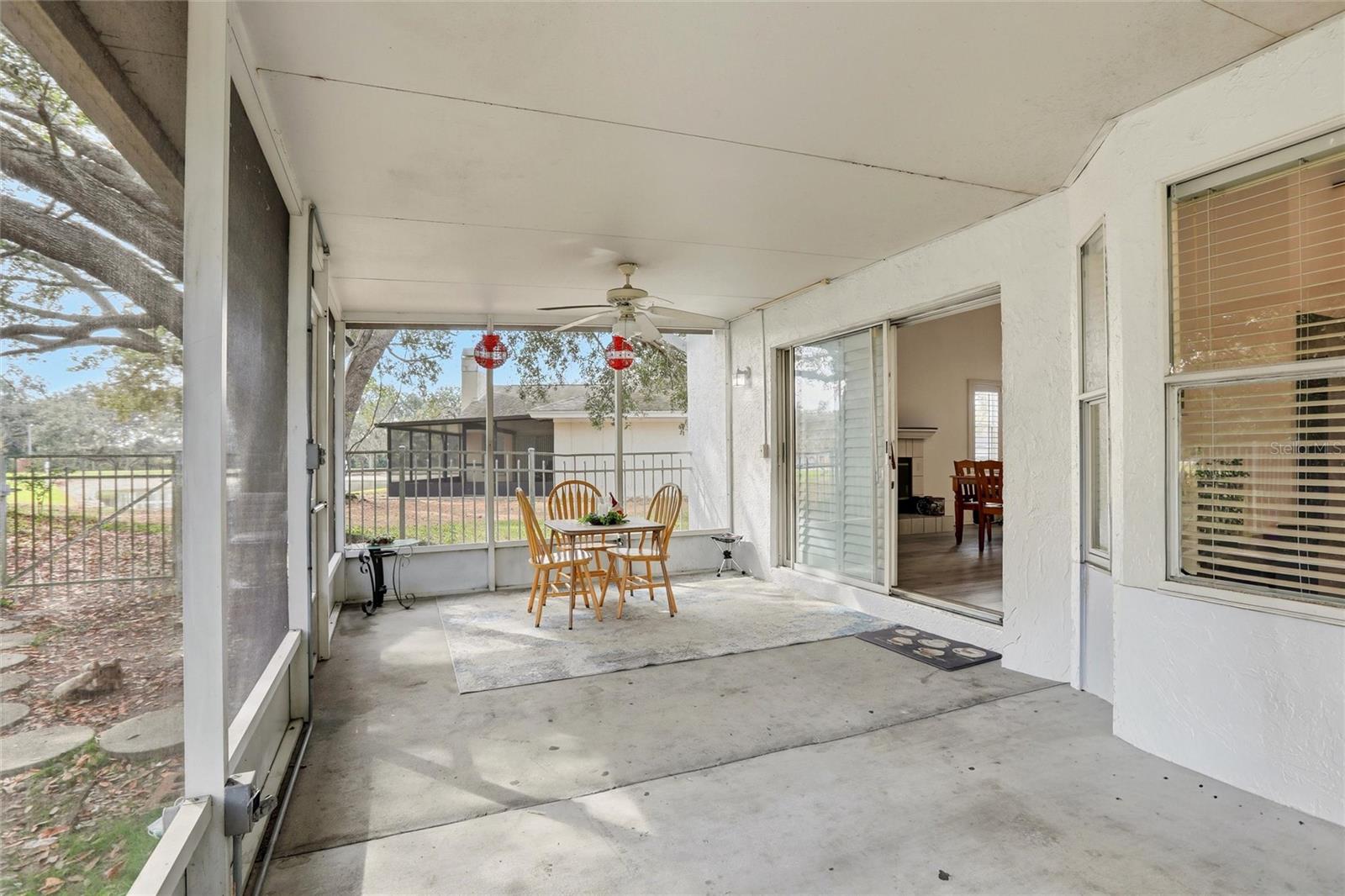 Image 36 of 46 For 10402 Ashley Oaks Drive