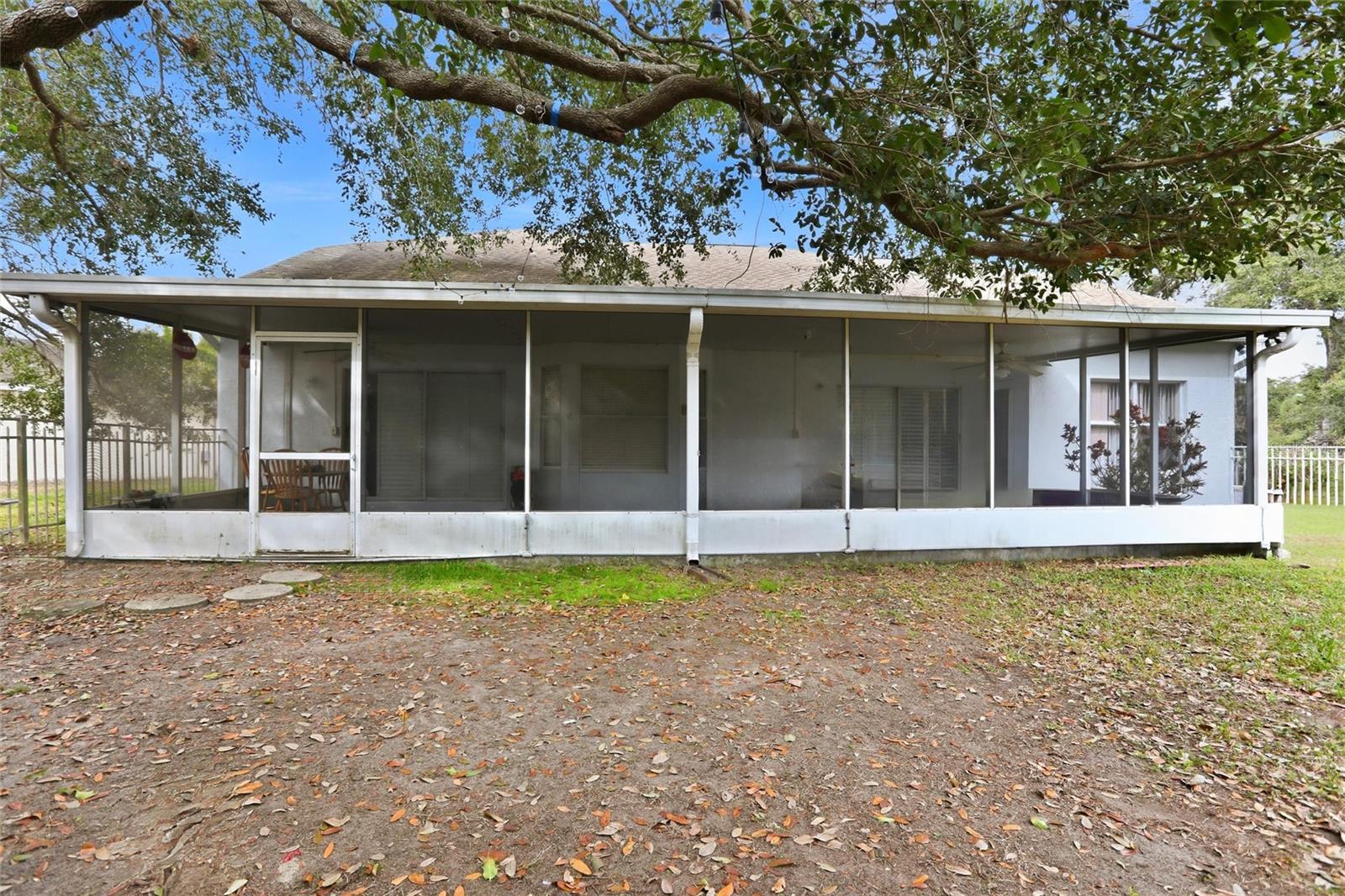 Image 37 of 46 For 10402 Ashley Oaks Drive