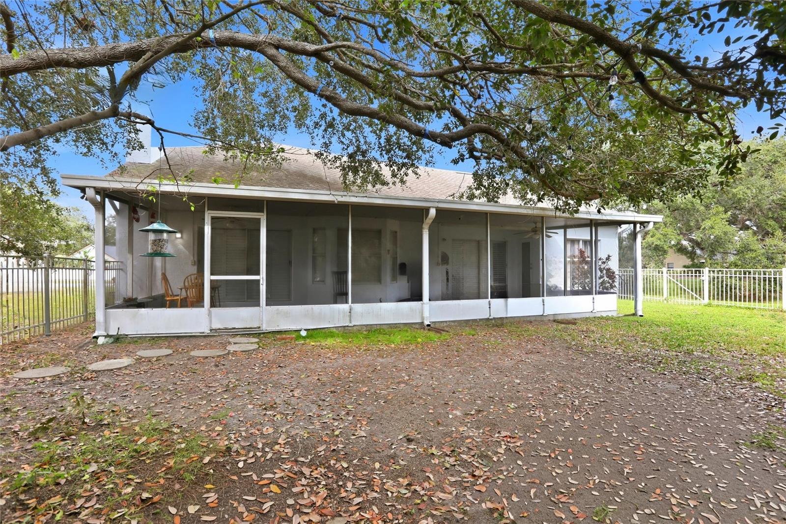 Image 38 of 46 For 10402 Ashley Oaks Drive