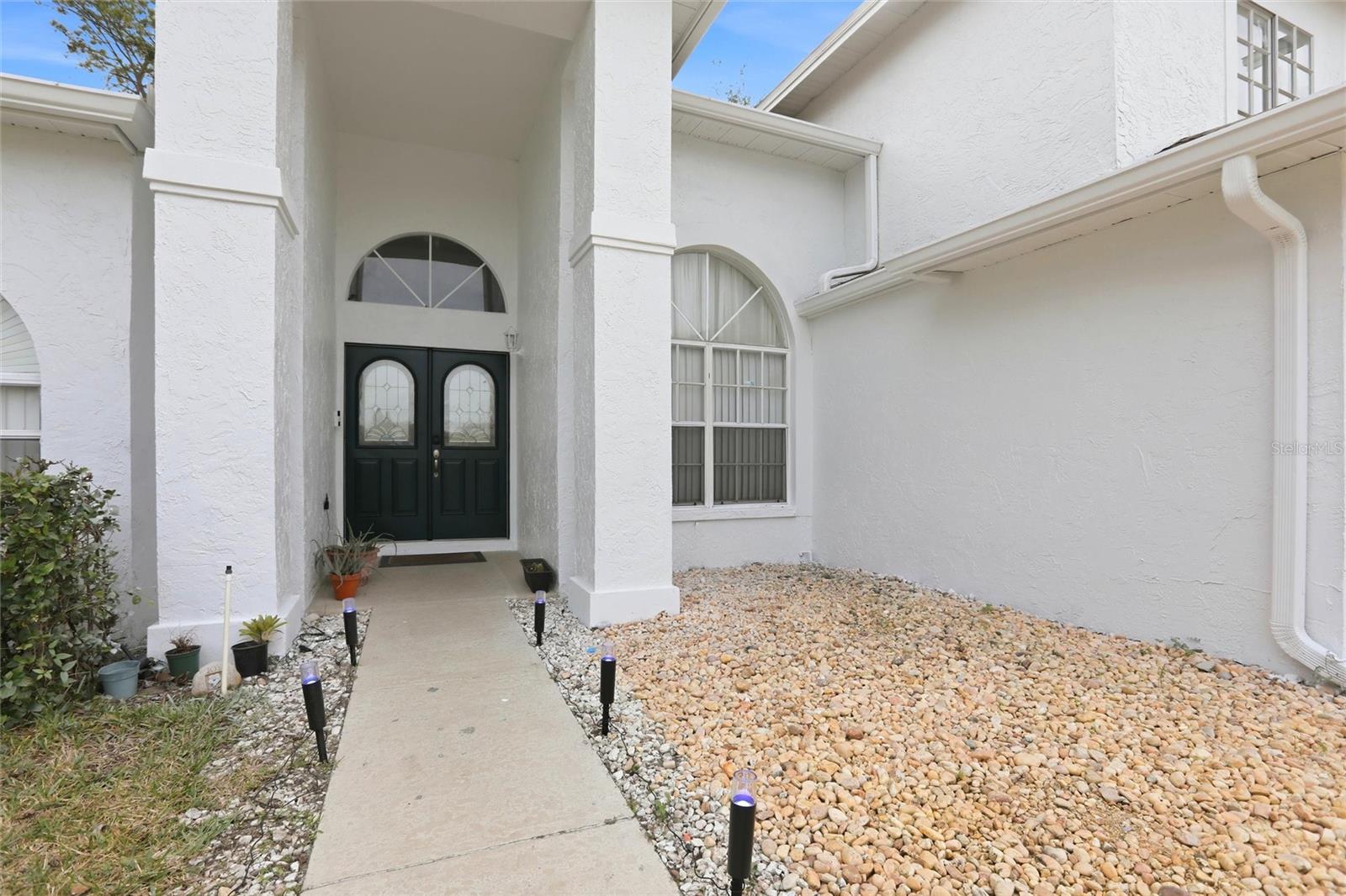 Image 4 of 46 For 10402 Ashley Oaks Drive