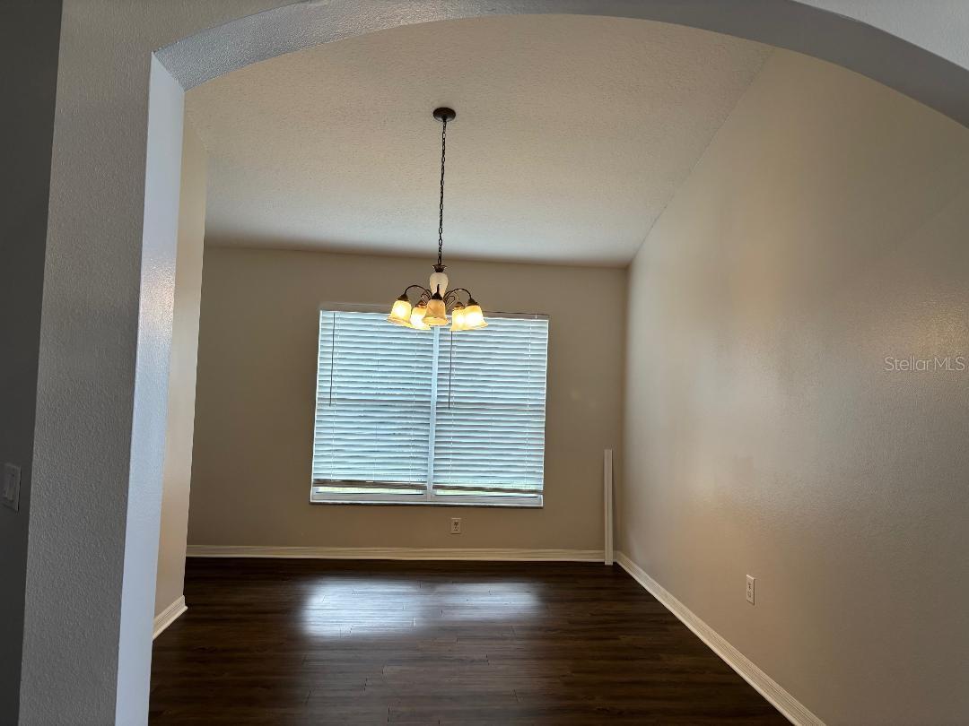 Image 11 of 49 For 1932 Grenville Court