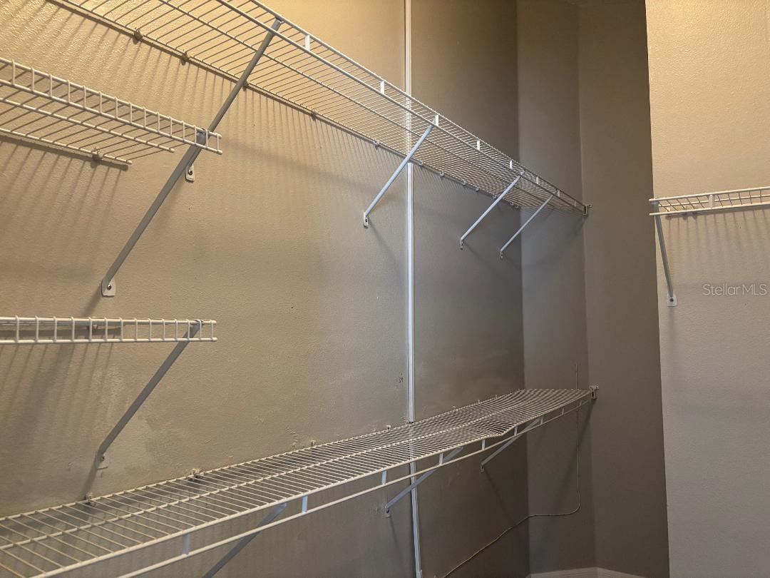 Image 17 of 49 For 1932 Grenville Court