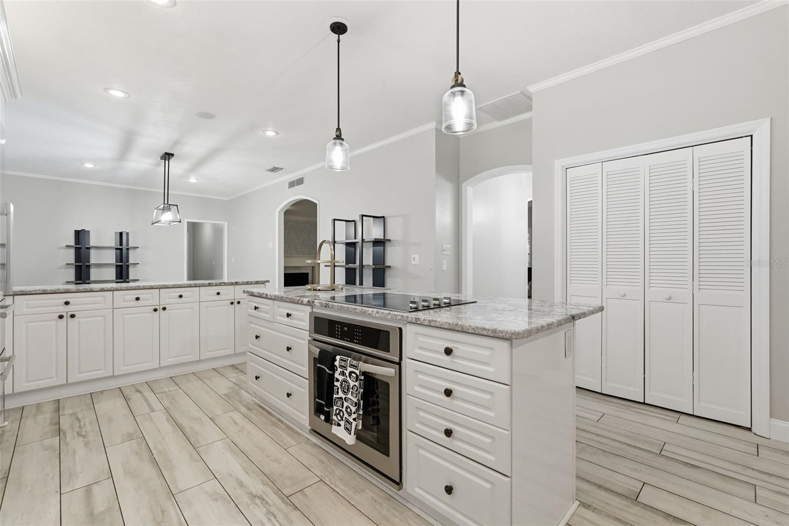 Image 10 of 54 For 1761 Long Bow Lane