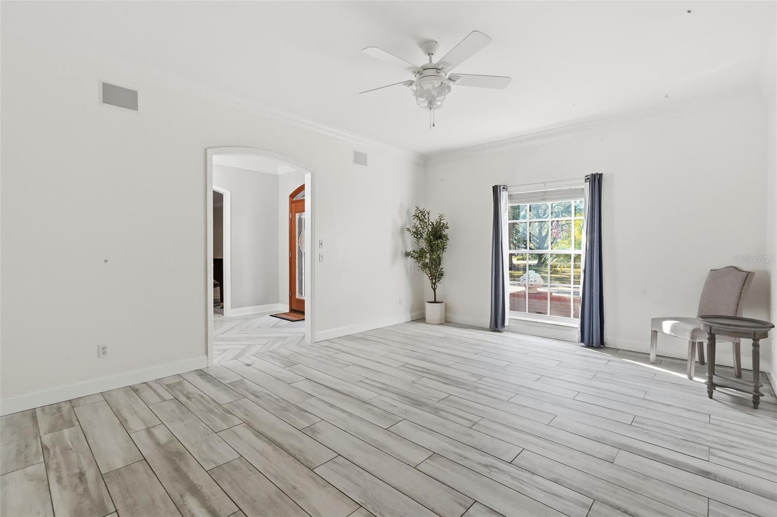 Image 17 of 54 For 1761 Long Bow Lane