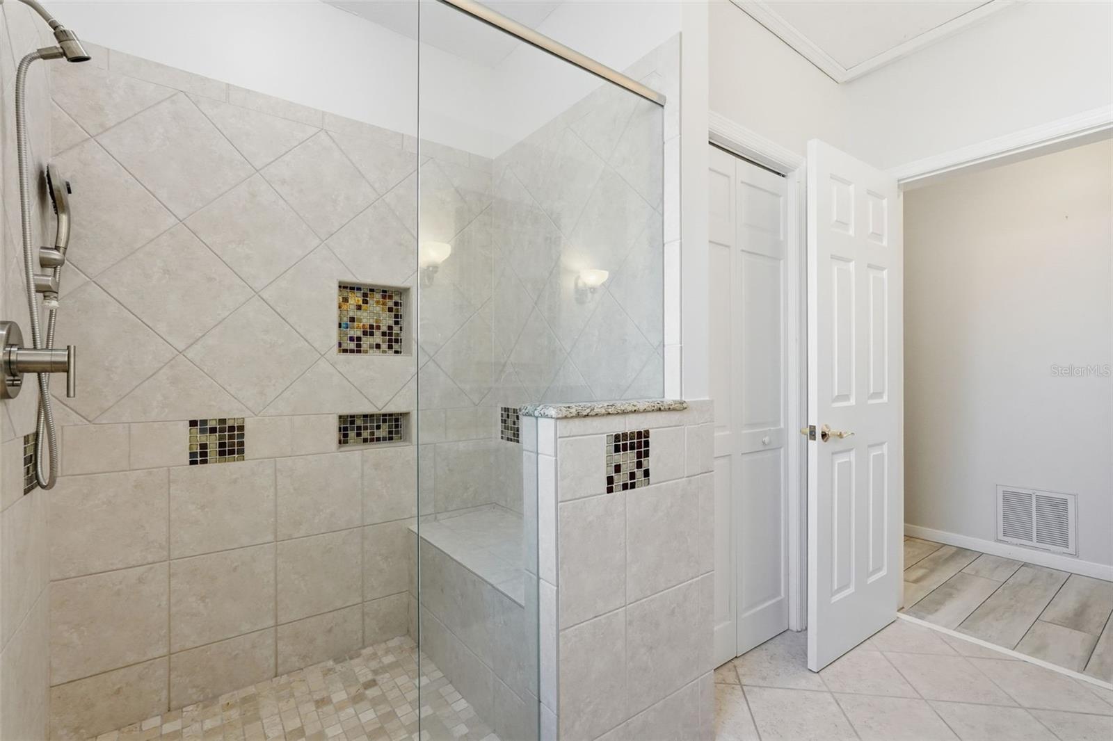 Image 34 of 54 For 1761 Long Bow Lane