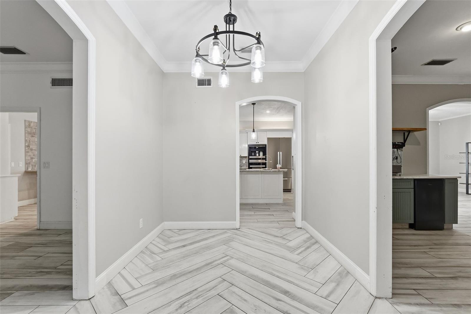 Image 5 of 54 For 1761 Long Bow Lane