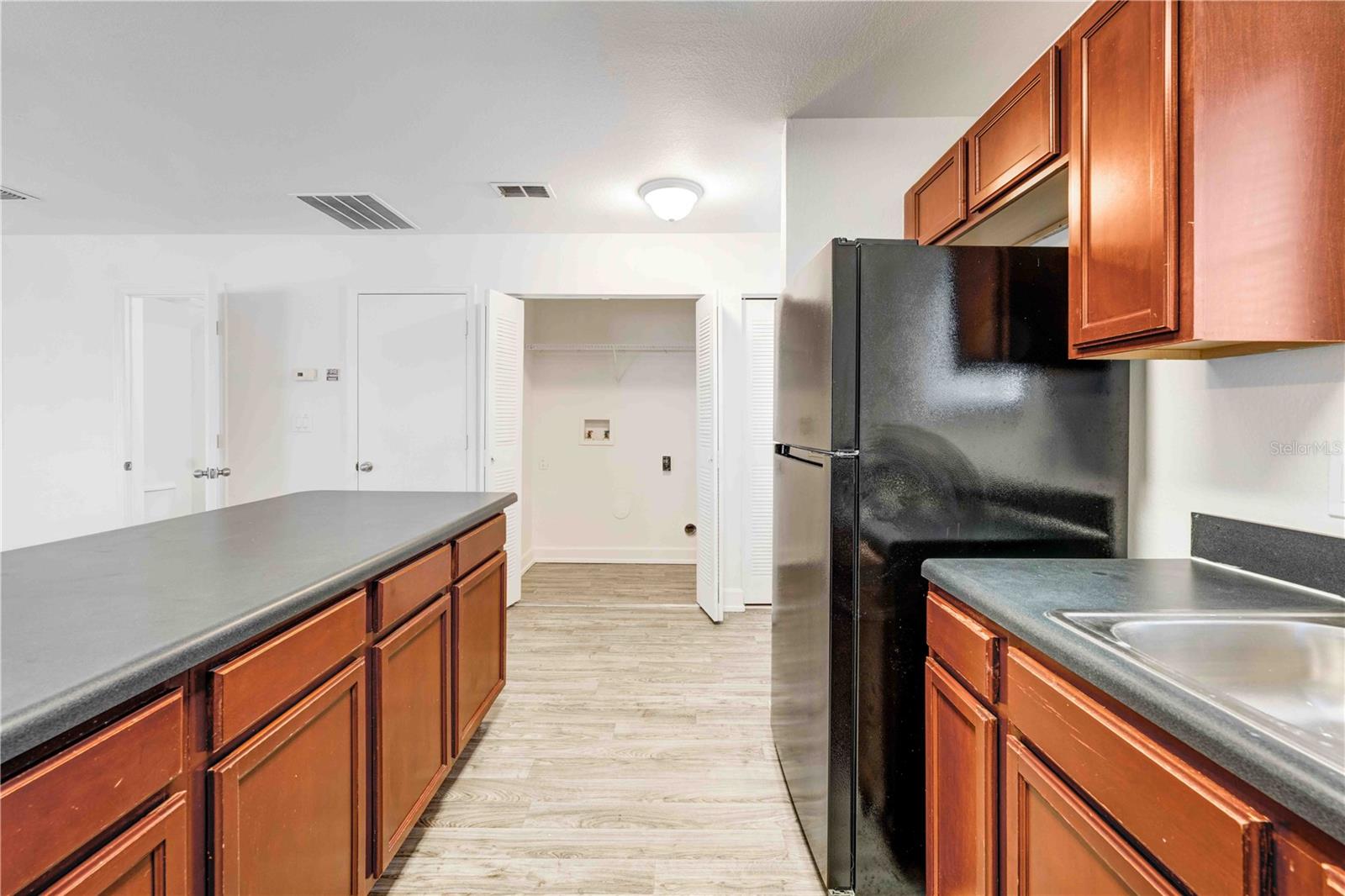 Image 18 of 94 For 14363 Pablo Boulevard