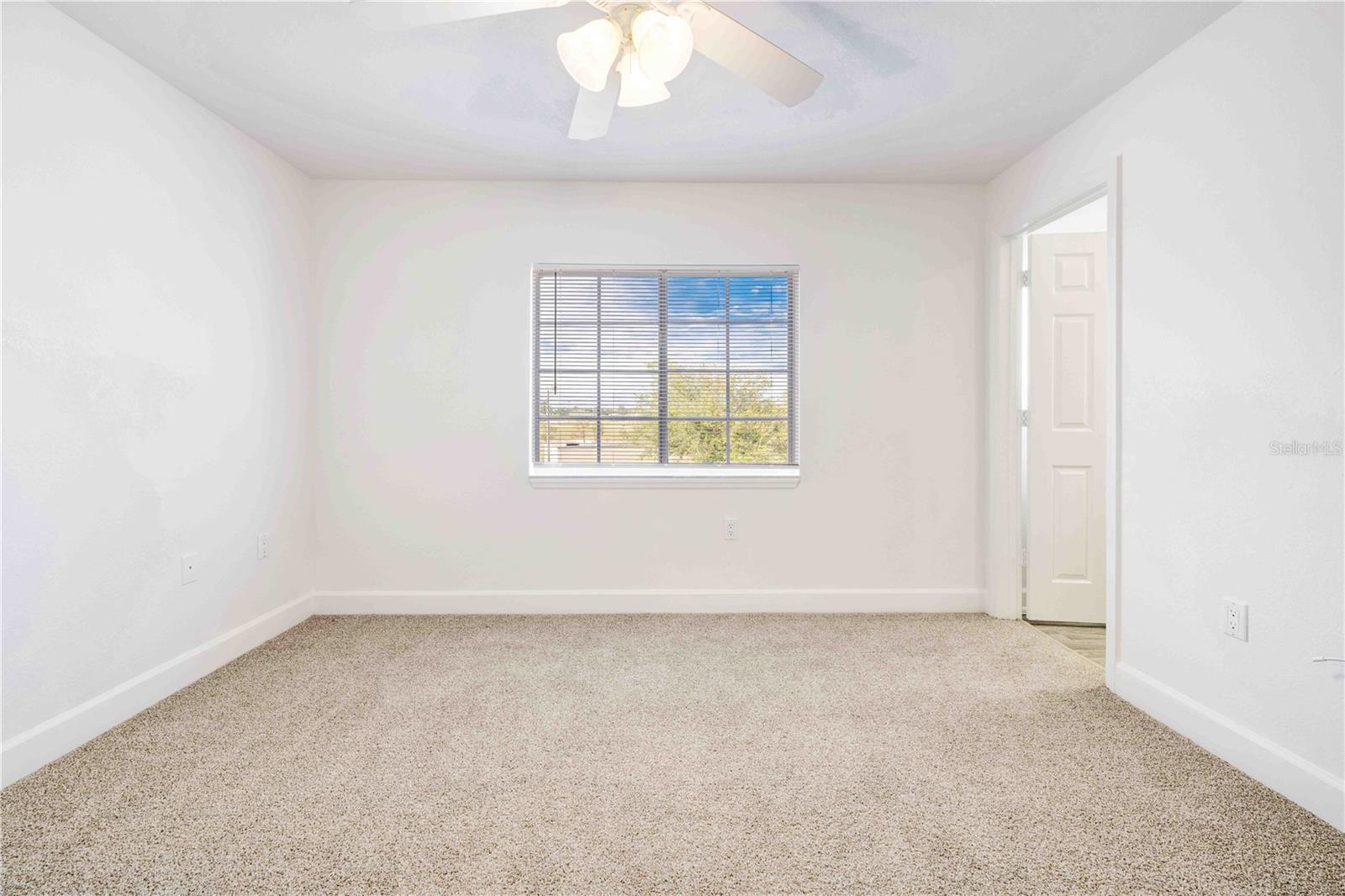 Image 5 of 94 For 14363 Pablo Boulevard