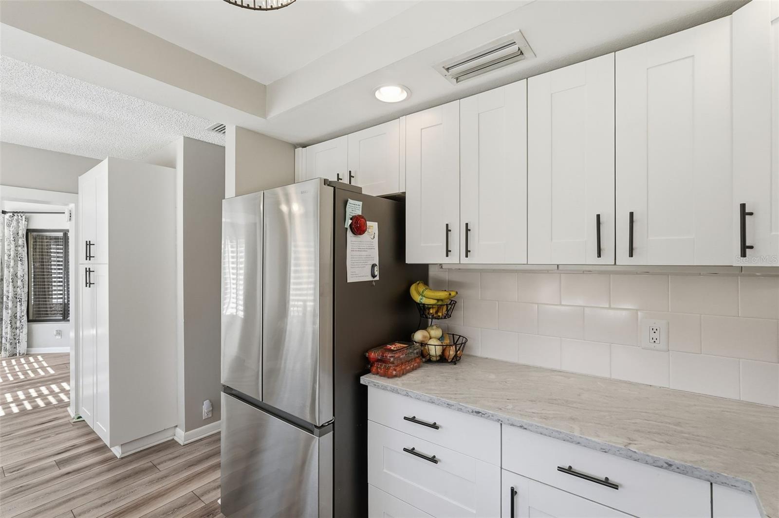 Image 14 of 32 For 3024 Landmark Boulevard 601