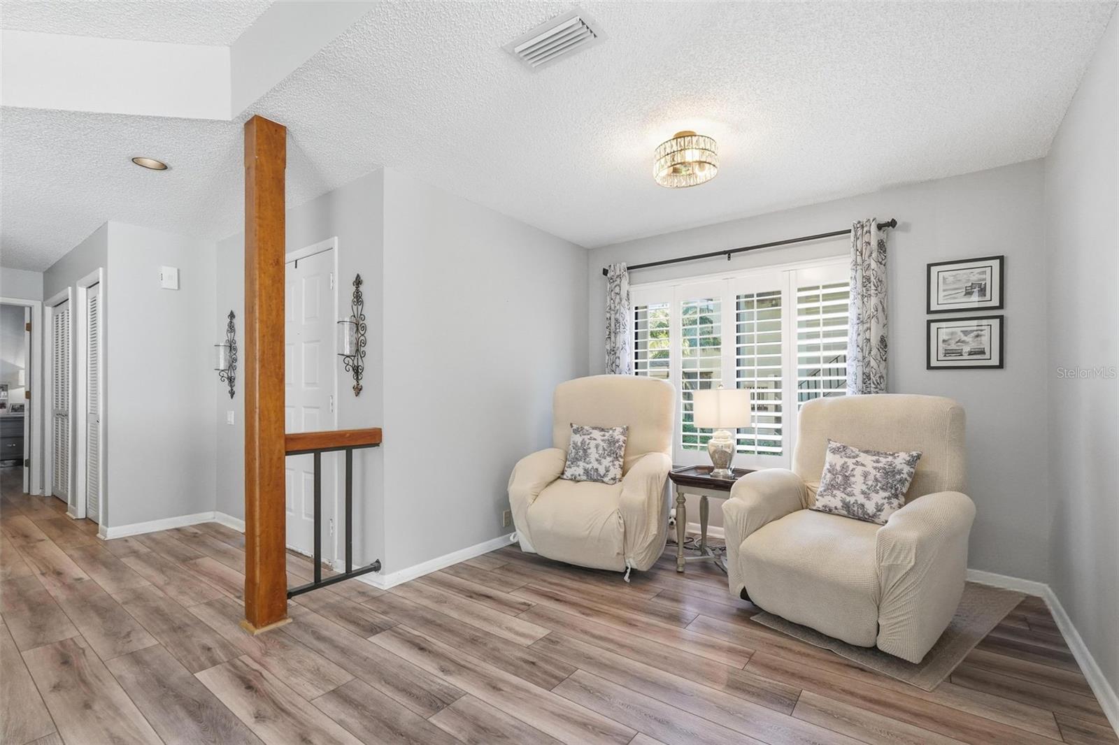 Image 9 of 32 For 3024 Landmark Boulevard 601