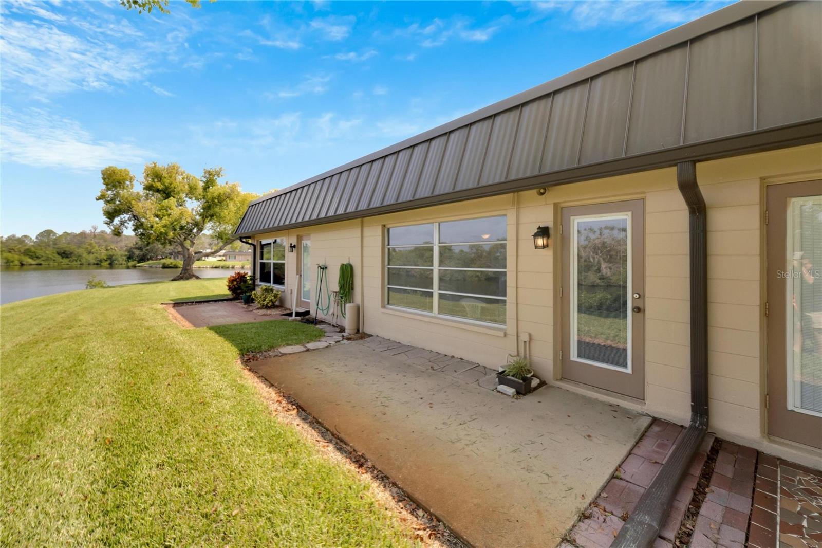 Image 12 of 69 For 4112 Hampton Drive