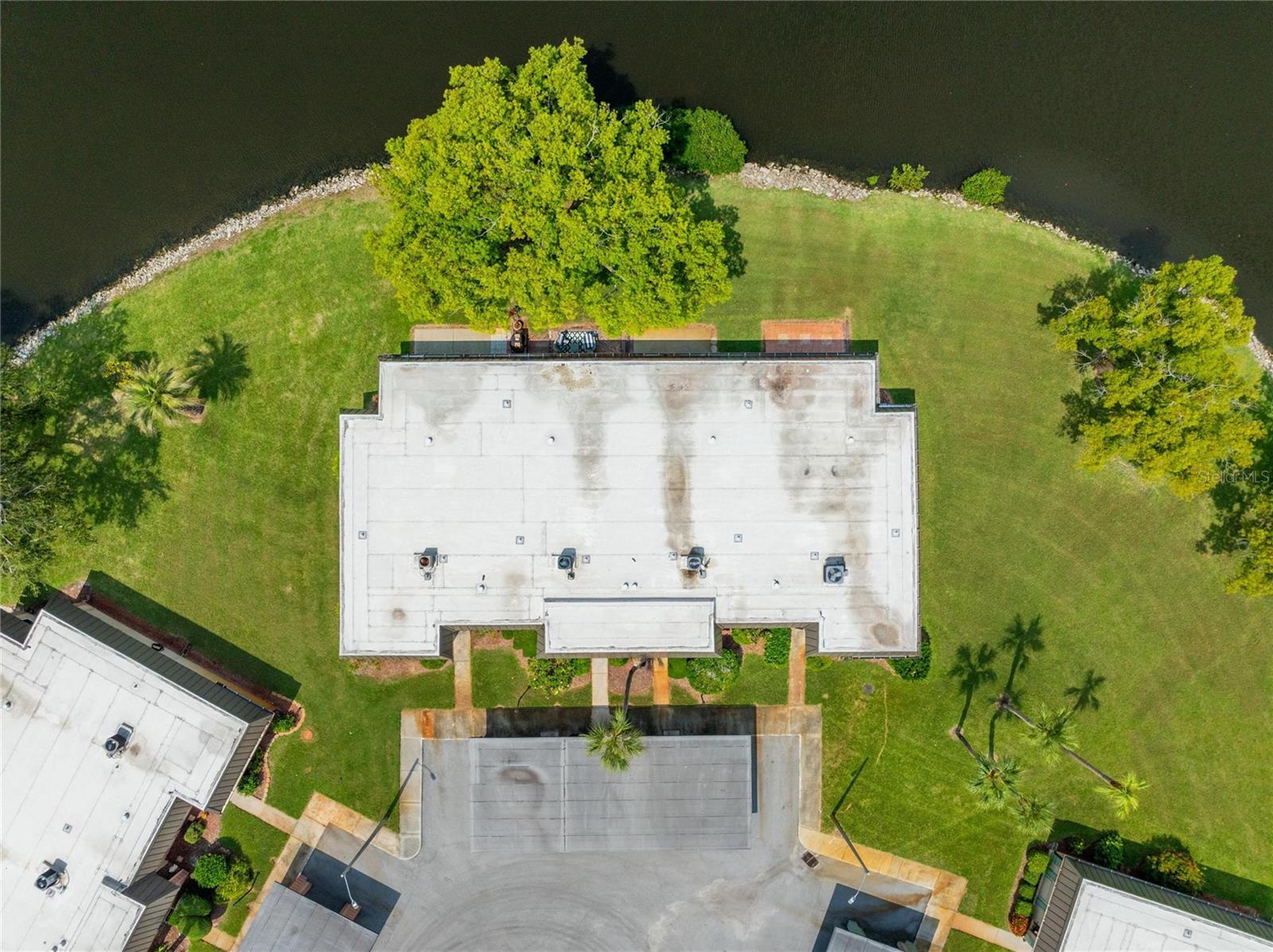 Image 48 of 69 For 4112 Hampton Drive